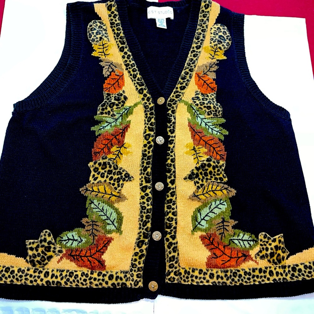 Fall Leaves sweater VEST Leopard brown black Leaf Buttons Cottage Grandma SZ 2xl